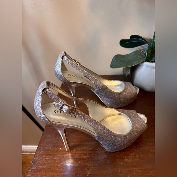 Glitter GUESS Heels - Picture 1 of 5